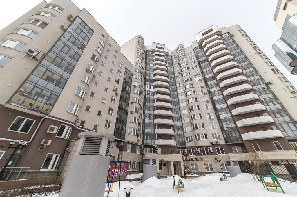 Apartment Domashny Uyut Na Belinskogo 41 Luxe Ekaterinburg Luaran gambar