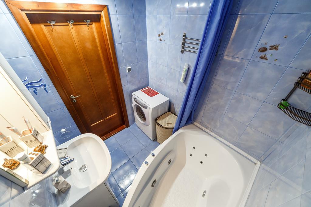 Apartment Domashny Uyut Na Belinskogo 41 Luxe Ekaterinburg Luaran gambar