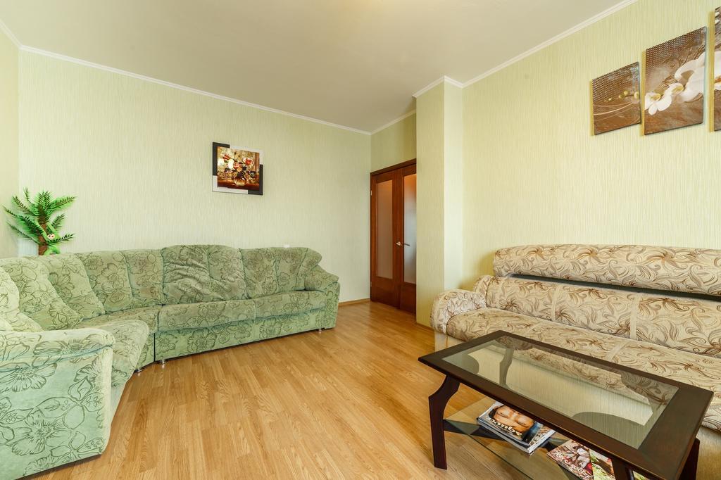 Apartment Domashny Uyut Na Belinskogo 41 Luxe Ekaterinburg Luaran gambar